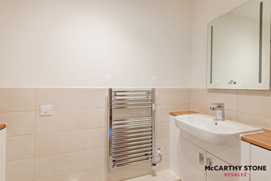 Additional image 8 of 2 bed flat for saleMiami House, Princes Road, Chelmsford, Essex CM2