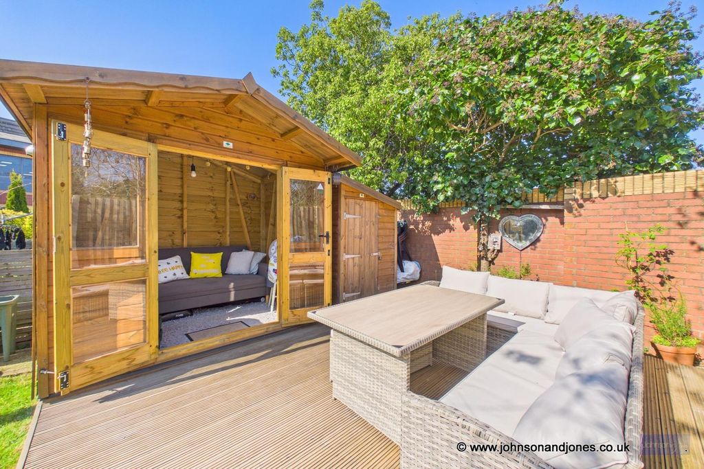 Additional image 2 of 2 bed maisonette for saleHorsell Court, Chertsey KT16