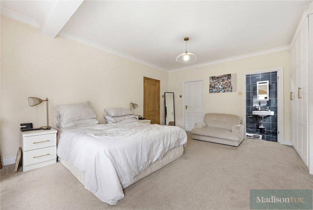 Additional image 26 of 6 bed detached house for saleTomswood Road, Chigwell IG7
