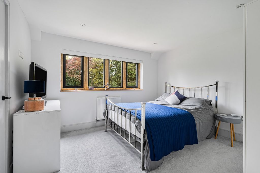 Additional image 13 of 4 bed detached house for saleSomerford Road, Cirencester, Gloucestershire GL7