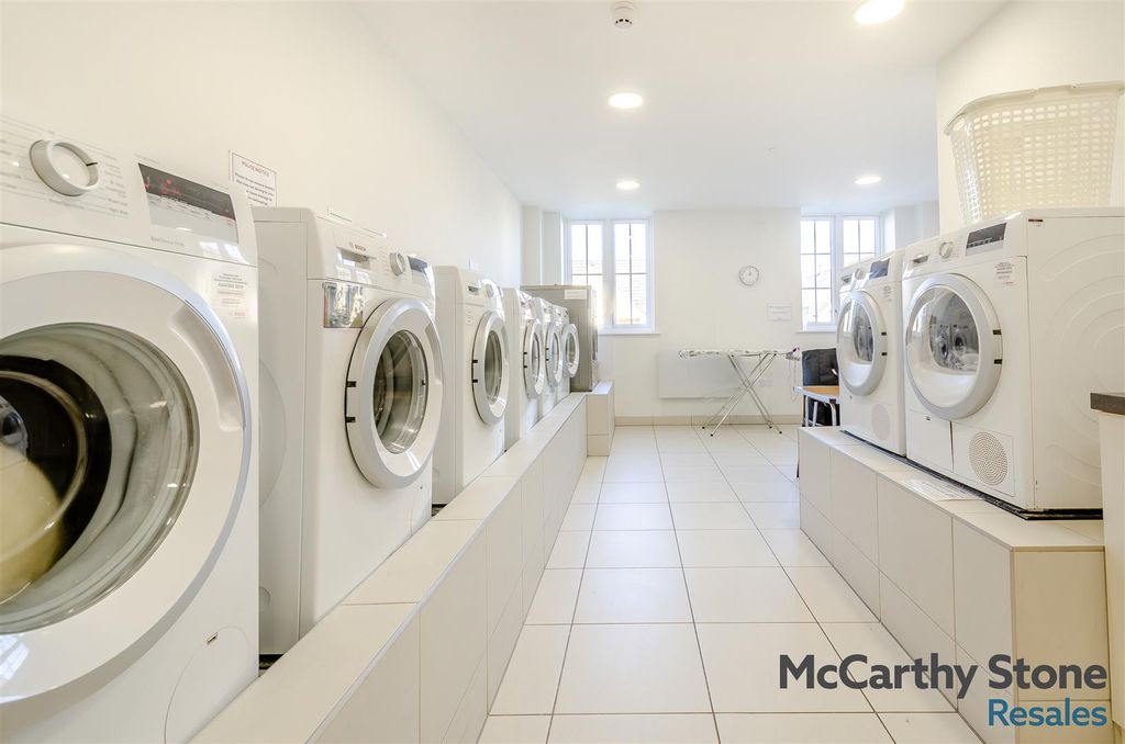 Additional image 23 of 1 bed flat for saleTrinity Road, Chipping Norton, Oxfordshire OX7