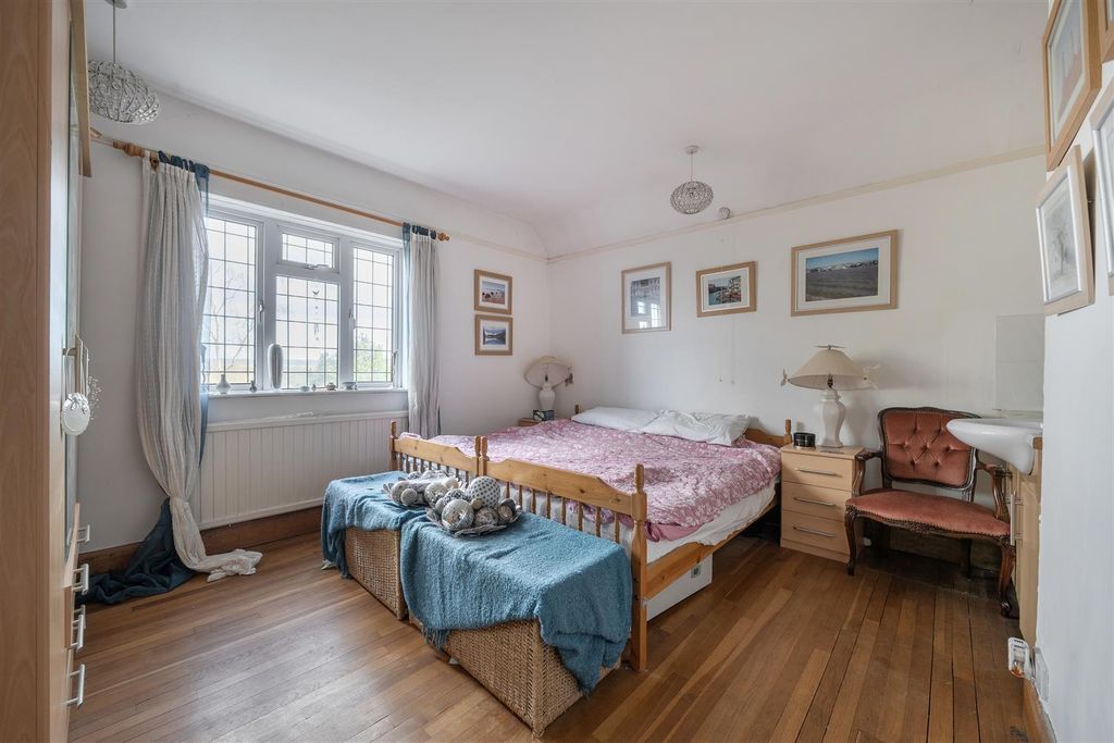 Additional image 17 of 5 bed detached house for saleRowden Hill, Chippenham SN15
