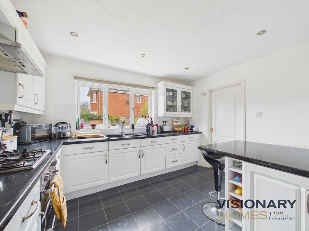 Additional image 3 of 5 bed detached house for sale18 Two Oaks Avenue, Burntwood WS7