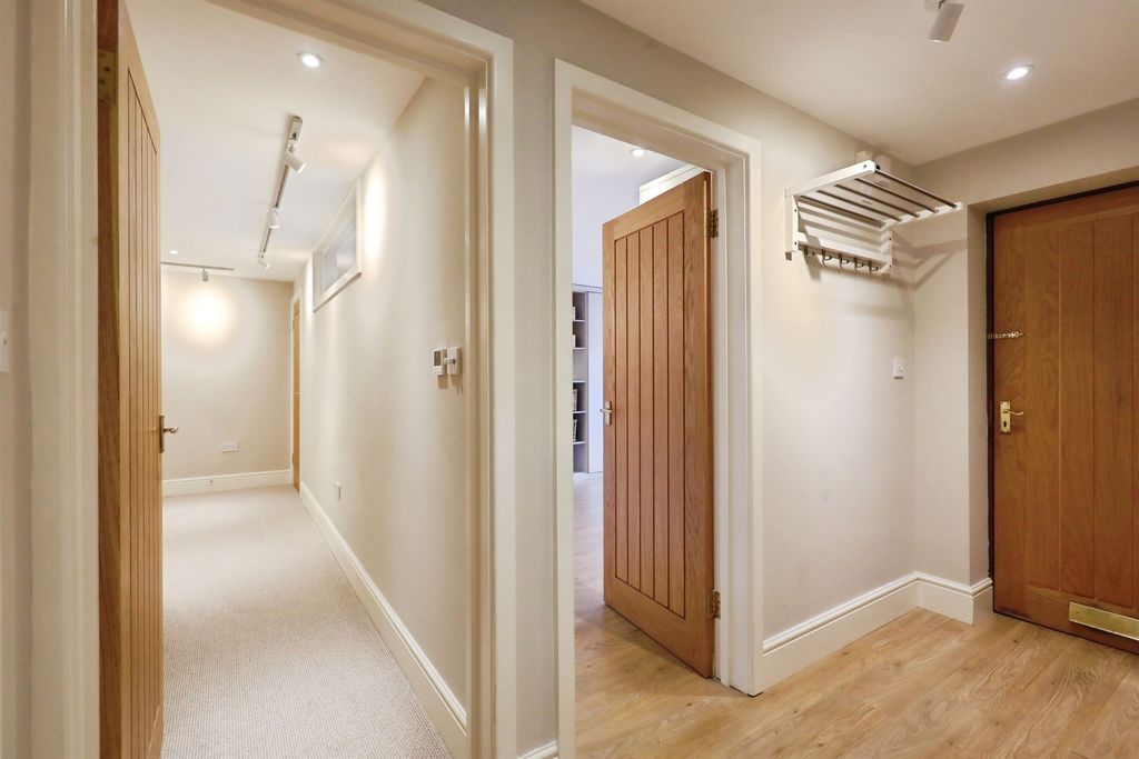 Additional image 13 of 2 bed flat for saleChurch Street, Shipston-On-Stour CV36