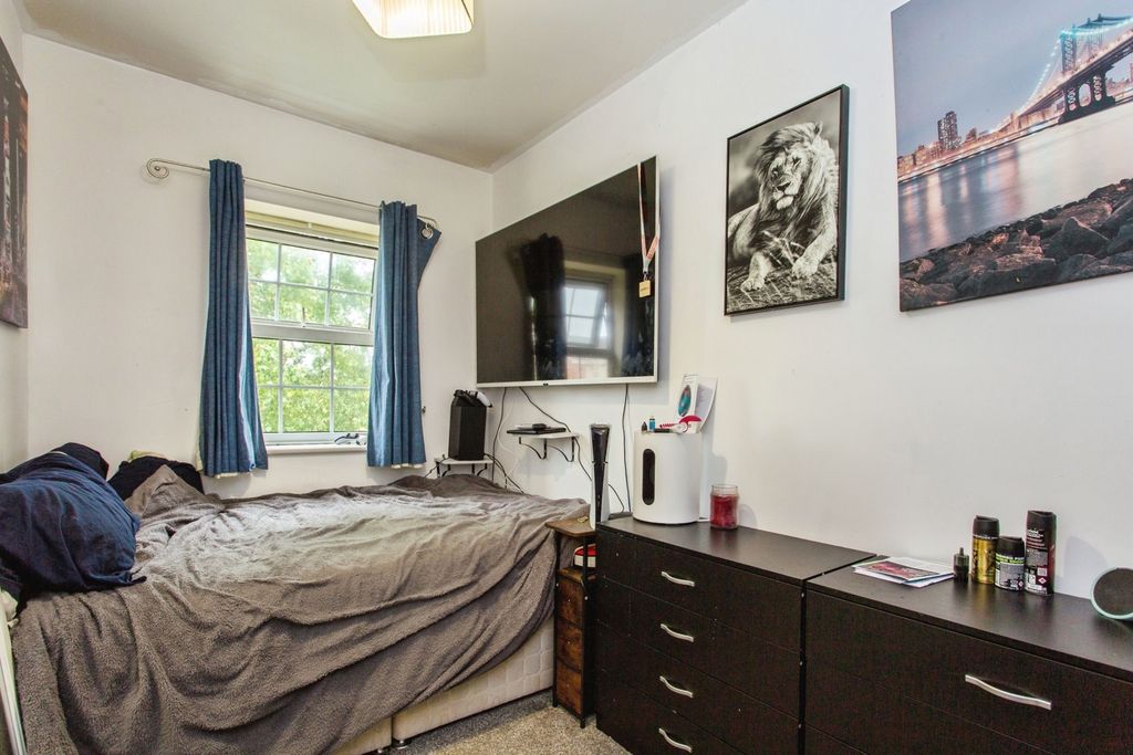 Additional image 9 of 2 bed flat for saleMaple House, Denham Wood Close, Chorley, Lancashire PR7