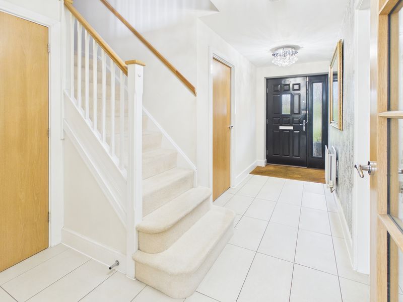 Additional image 3 of 5 bed detached house for saleNewbery Close, Caterham CR3