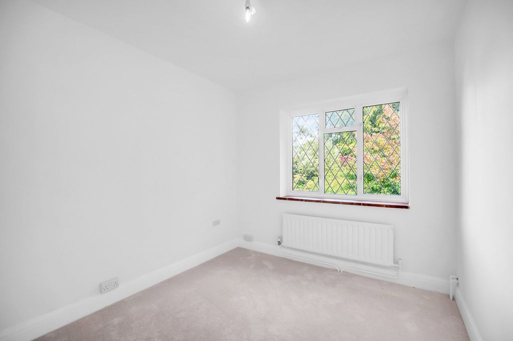 Additional image 14 of 3 bed detached house for saleHarestone Hill, Caterham CR3