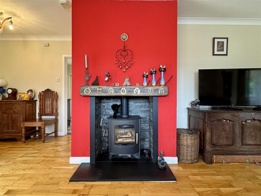 Additional image 3 of 3 bed detached bungalow for saleLoop Road, Beachley, Chepstow NP16