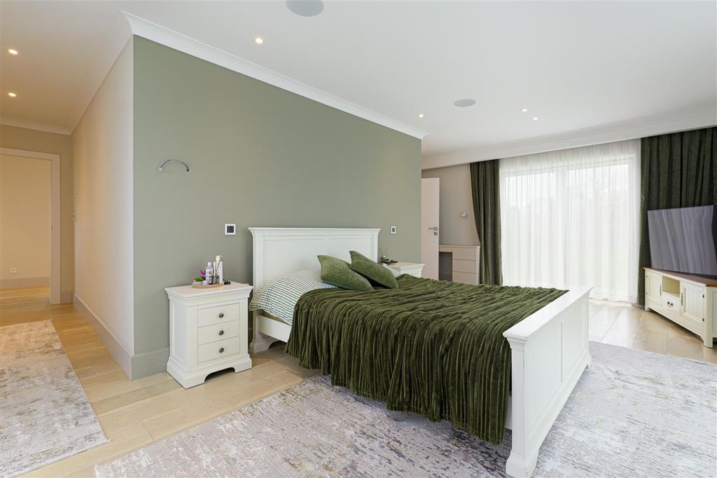 Additional image 16 of 6 bed detached house for saleFarnham House, Merton Lane, Canterbury CT4