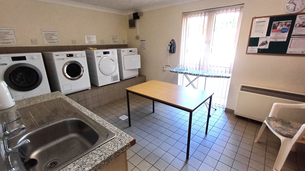 Additional image 6 of 1 bed flat for saleThe Green, Chipping Norton OX7
