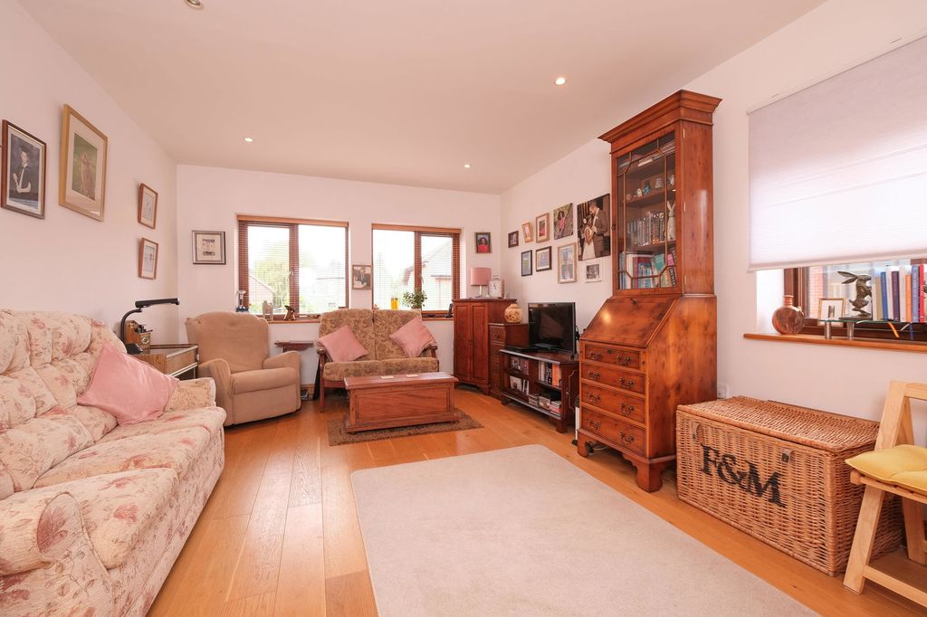 Additional image 2 of 3 bed flat for saleThe Buttery, Merrivale Lane, Ross-On-Wye, Herefordshire HR9