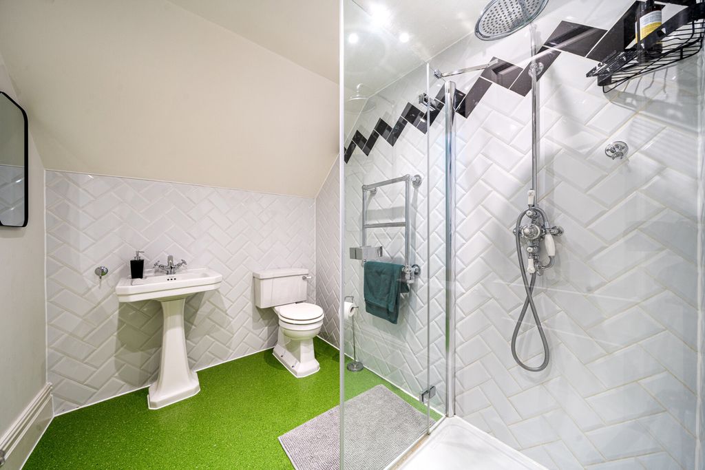 Additional image 18 of 5 bed detached house for saleSouth Hill, Chislehurst BR7