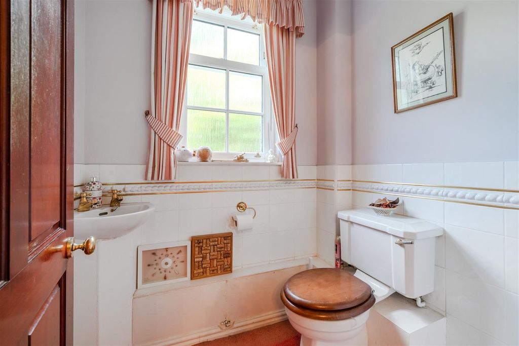 Additional image 20 of 5 bed detached house for saleBurbank House, Westbrook Close, Brookside, Chesterfield S40
