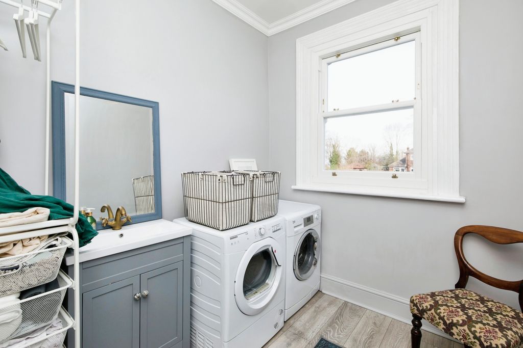 Additional image 24 of 7 bed semi-detached house for saleAlexandra Road, Burton-On-Trent, Staffordshire DE15