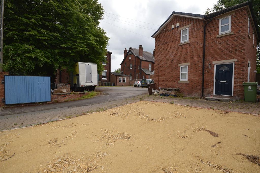 Additional image 30 of 4 bed detached house for saleLumley Street, Castleford WF10