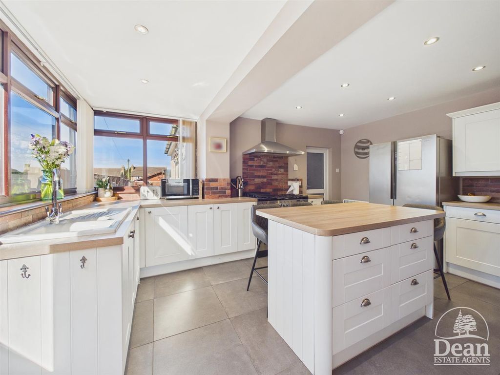 Additional image 3 of 3 bed semi-detached house for saleLittledean Hill Road, Cinderford GL14