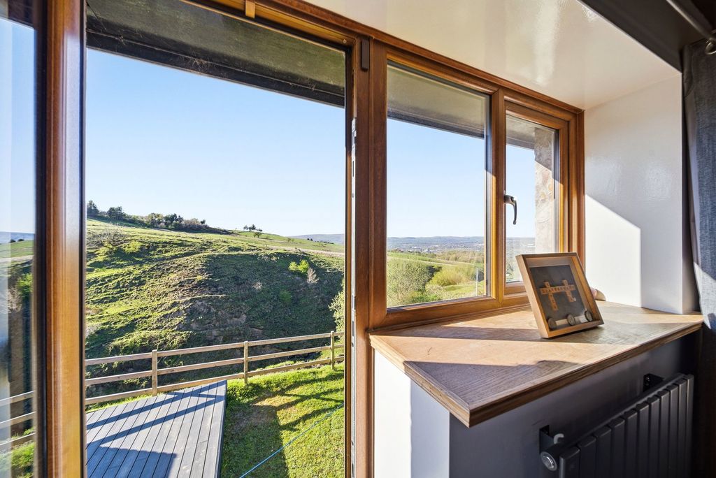 Additional image 36 of 4 bed barn conversion for saleGlen View Road, Burnley BB11