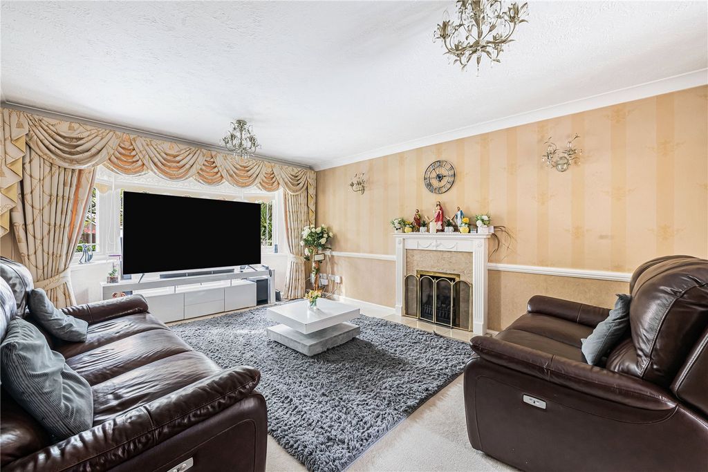 Additional image 16 of 4 bed detached house for saleBaylis Crescent, Burgess Hill, West Sussex RH15