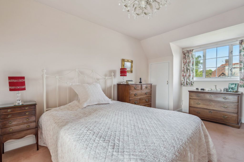 Additional image 10 of 4 bed detached house for saleHunters Close, Chesham HP5