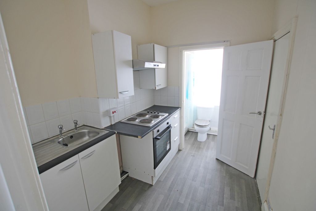 Additional image 8 of 3 bed flat for saleSt. James's Street, Burnley BB11