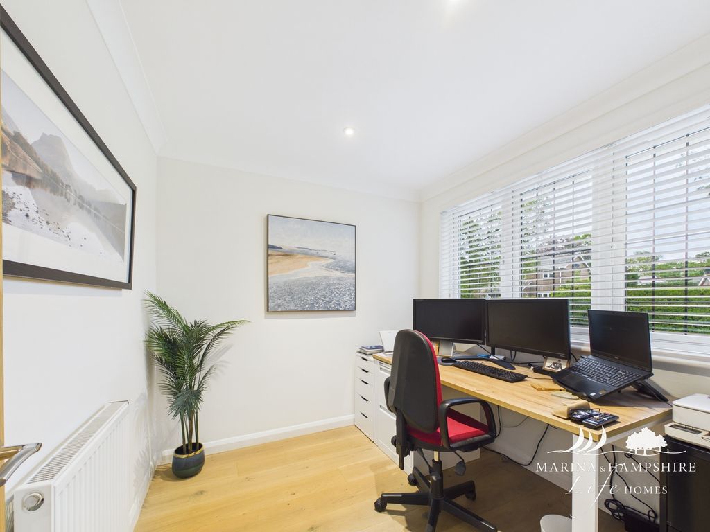 Additional image 9 of 4 bed detached house for saleDunstan Close, Chichester PO19