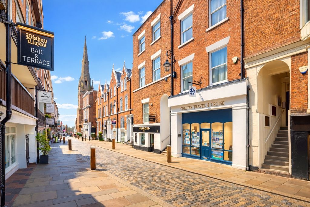 Additional image 2 of 2 bed flat for saleWatergate Street, Chester, Cheshire CH1