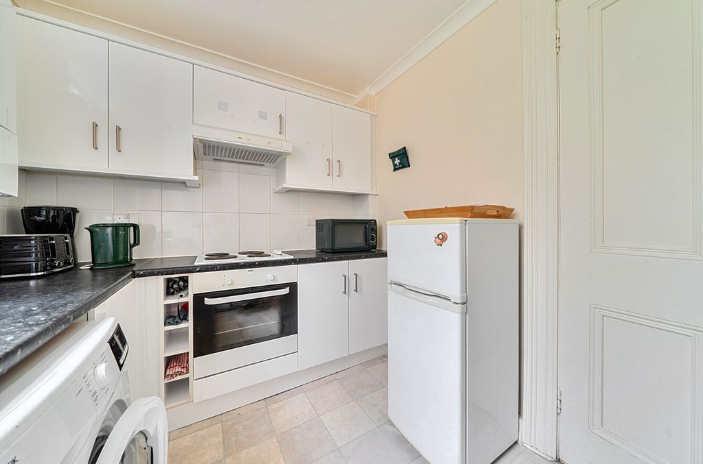 Additional image 10 of 1 bed flat for saleLower Camden, Chislehurst, Kent BR7