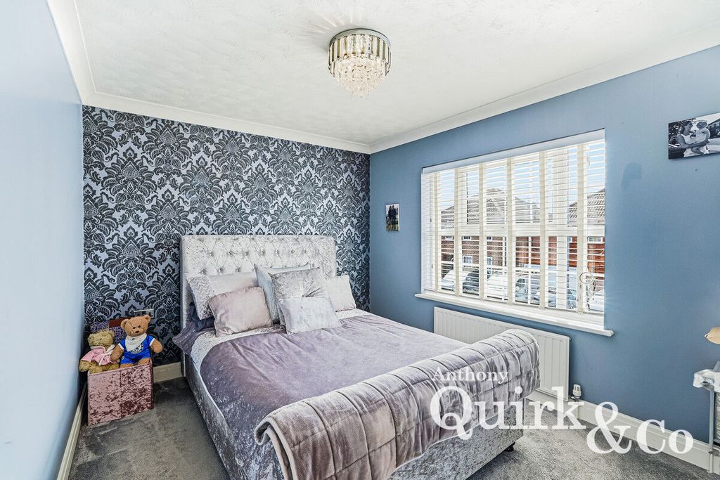 Additional image 25 of 4 bed detached house for saleSilver Point Marine, Canvey Island SS8