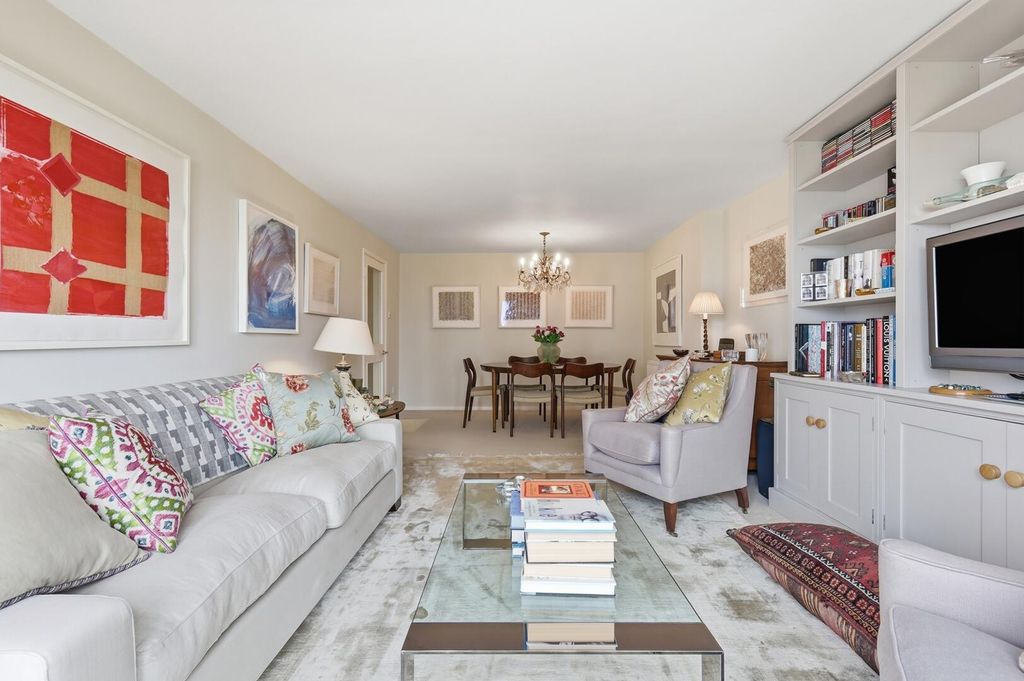 Additional image 6 of 1 bed flat for saleGreenhill, High Road, Buckhurst Hill IG9