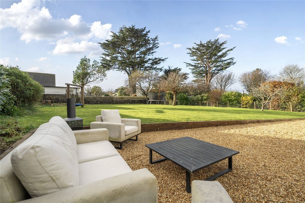 Additional image 19 of 5 bed bungalow for saleTregurthen Road, Camborne TR14