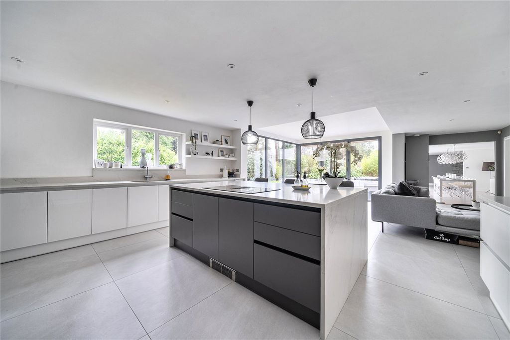 Additional image 2 of 5 bed detached house for saleCamberley, Surrey GU15