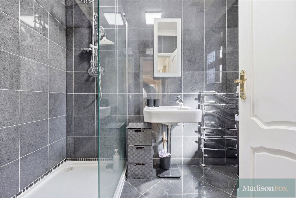 Additional image 29 of 6 bed detached house for saleTomswood Road, Chigwell IG7