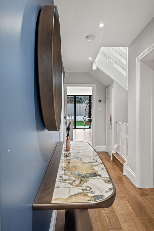 Additional image 21 of 4 bed link detached house for salePrinces Avenue, Carshalton Beeches SM5