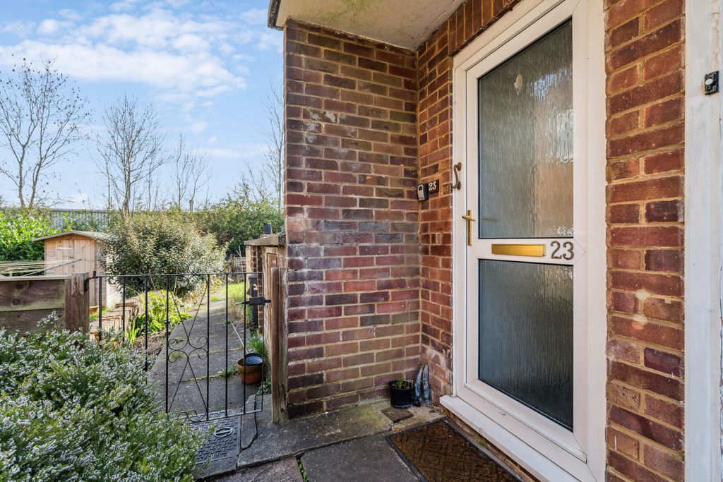 Additional image 18 of 2 bed maisonette for saleDarvell Drive, Chesham HP5