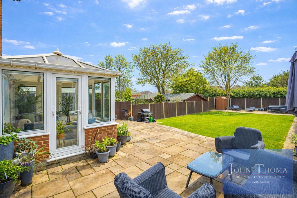Additional image 23 of 4 bed detached house for saleNew Barns Way, Chigwell IG7