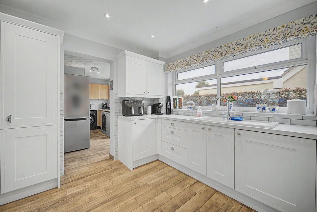 Additional image 8 of 4 bed detached house for saleAnglesey Way, Nottage, Porthcawl CF36