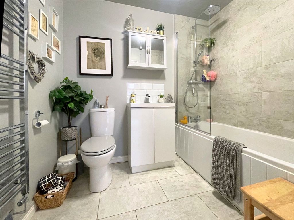 Additional image 9 of 2 bed flat for saleWest Way, Cirencester, Gloucestershire GL7