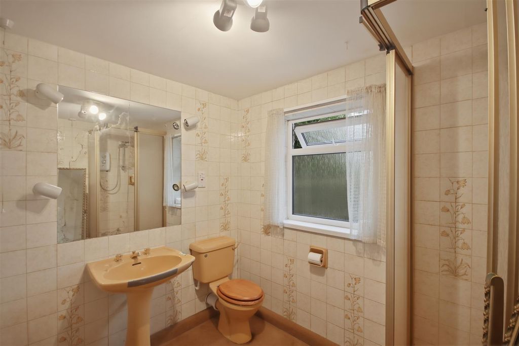 Additional image 7 of 4 bed detached bungalow for saleHady Hill, Hady, Chesterfield S41
