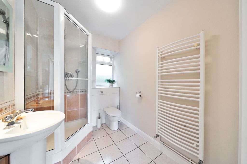 Additional image 19 of 4 bed detached house for saleBradenhurst Close, Caterham CR3
