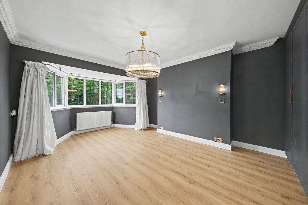 Additional image 23 of 4 bed detached house for saleWhitecotes Lane, Walton, Chesterfield S40