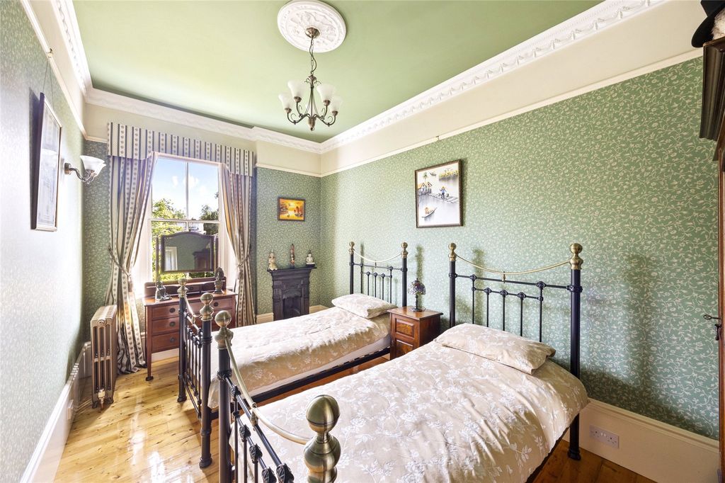 Additional image 15 of 5 bed detached house for saleKeymer Road, Burgess Hill, West Sussex RH15