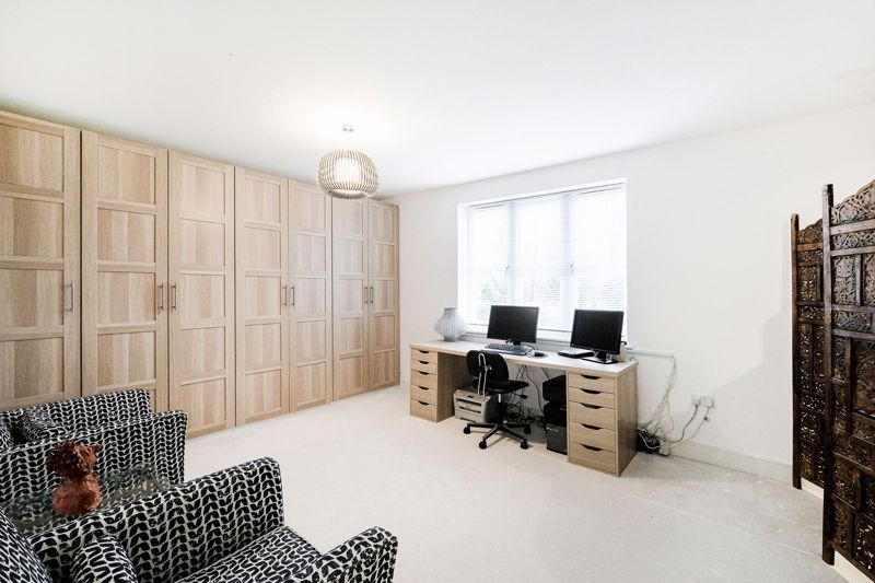 Additional image 23 of 5 bed detached house for saleHigh Road, Chigwell IG7