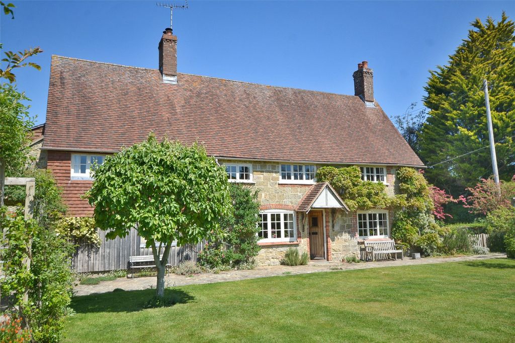 5 bed detached house for saleGay Street, Pulborough RH20