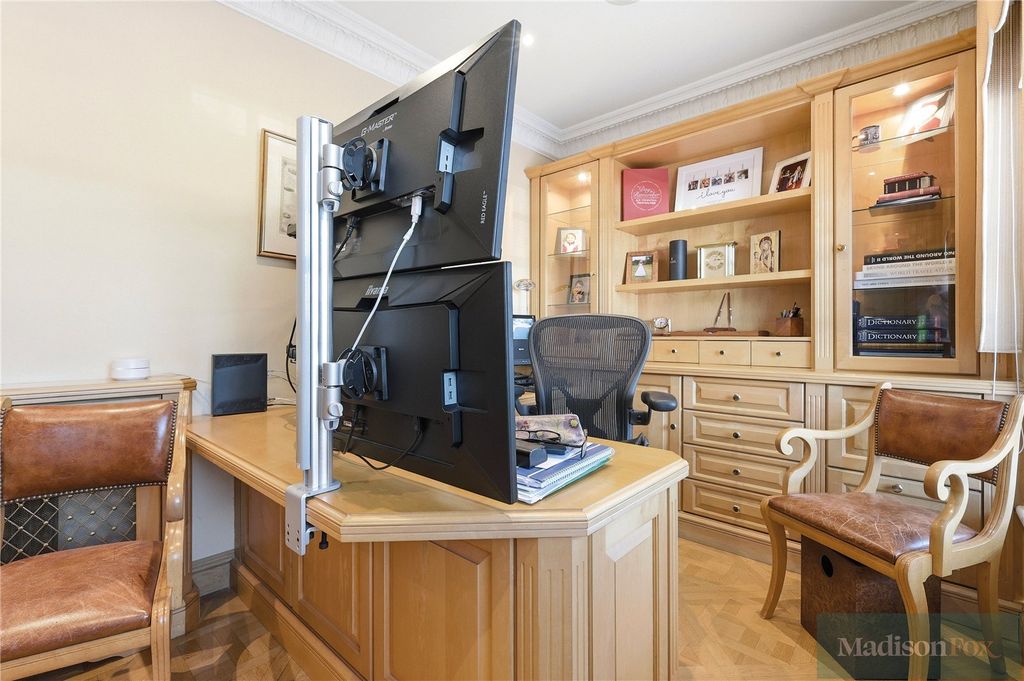 Additional image 17 of 5 bed detached house for saleHainault Road, Chigwell, Essex IG7