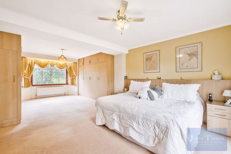 Additional image 19 of 6 bed detached house for saleLee Grove, Chigwell IG7