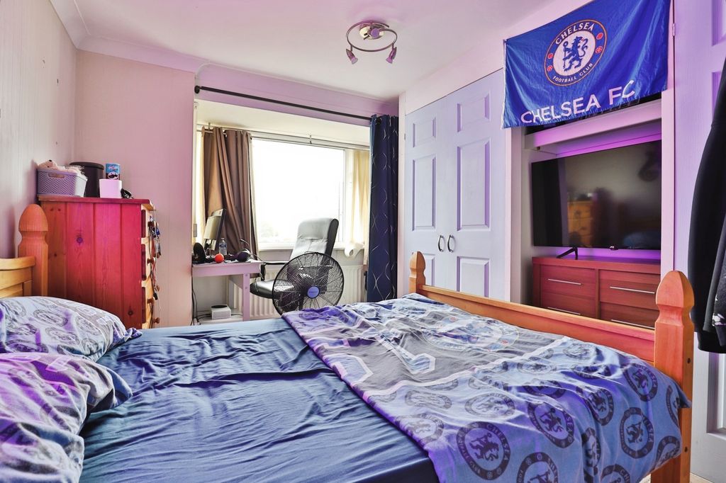 Additional image 14 of 5 bed semi-detached house for saleMeadowland, Christchurch BH23