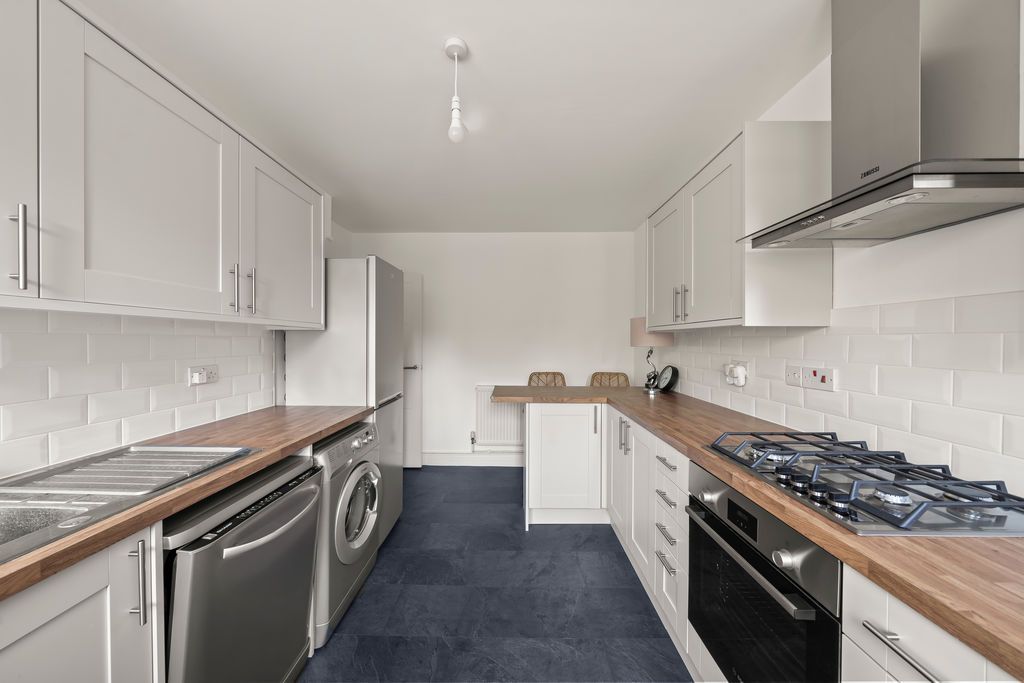 Additional image 6 of 2 bed flat for saleWest Street Lane, Carshalton SM5