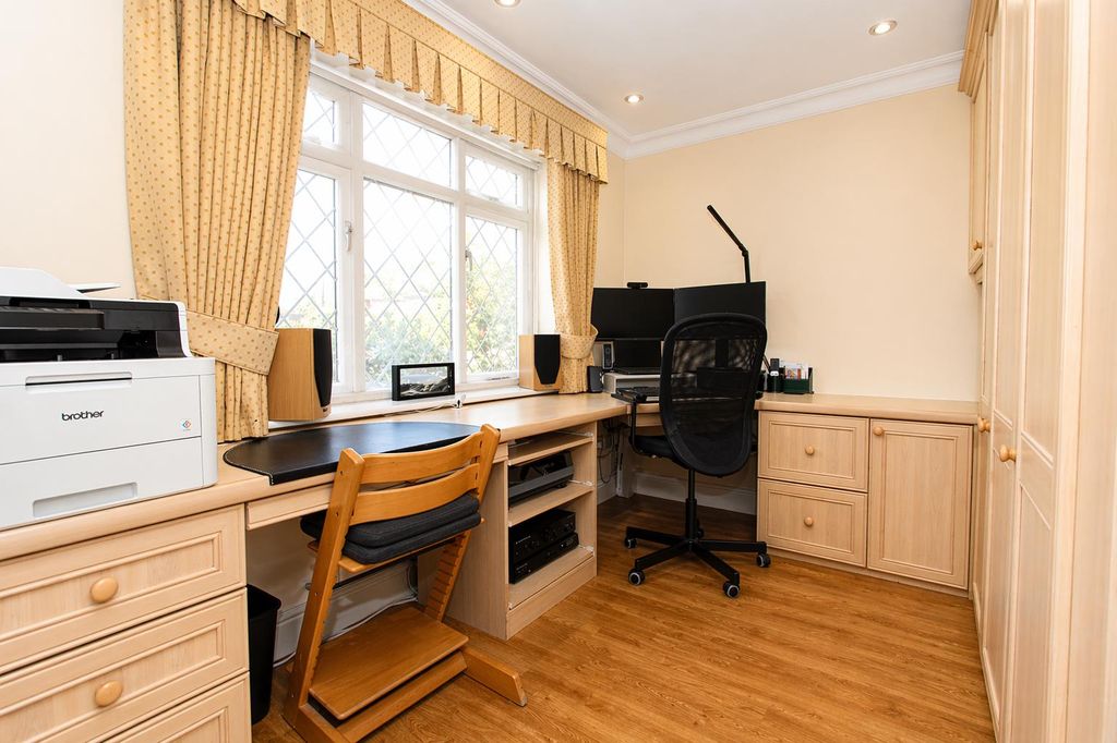 Additional image 12 of 5 bed detached house for saleWellfield Gardens, Carshalton Beeches SM5