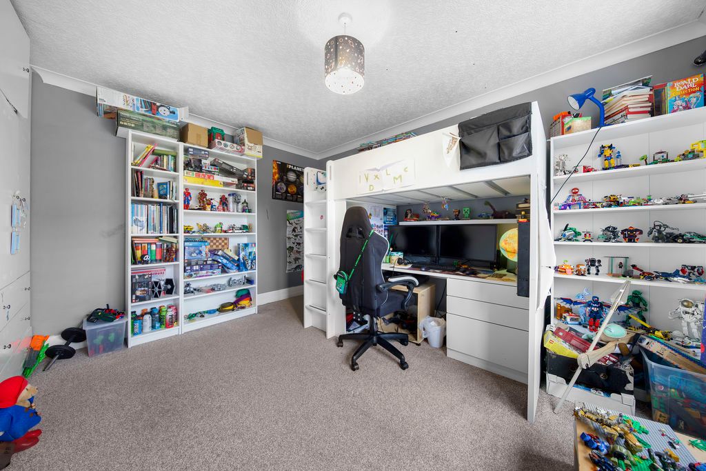 Additional image 21 of 3 bed semi-detached house for saleAvenue Road, Whittington Moor, Chesterfield S41