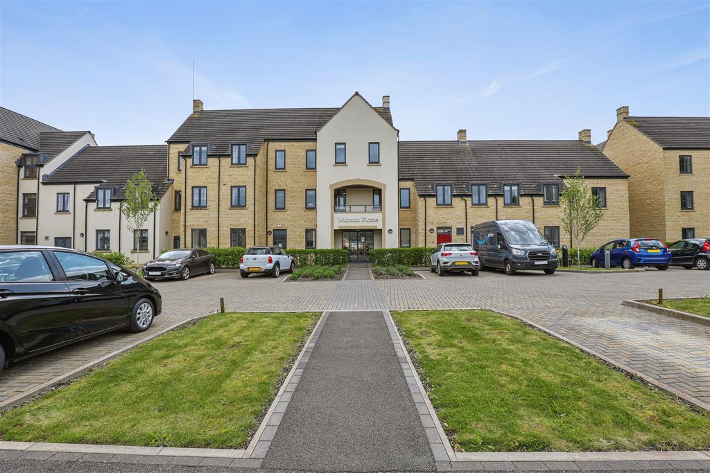 Additional image 39 of 1 bed flat for saleWatson Place, Trinity Road, Chipping Norton, Oxfordshire OX7